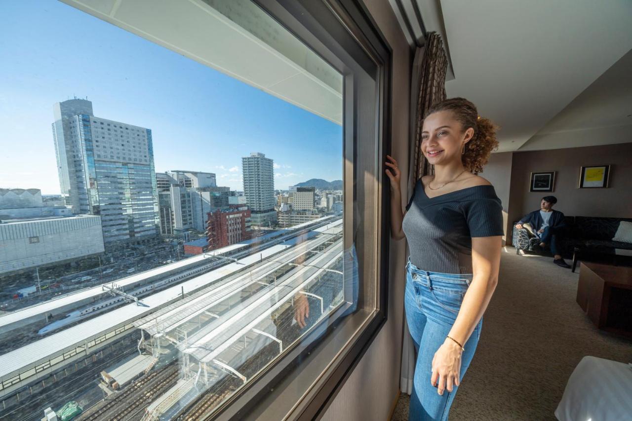 Hotel Associa Shizuoka Exterior foto A student at the University of Roehampton